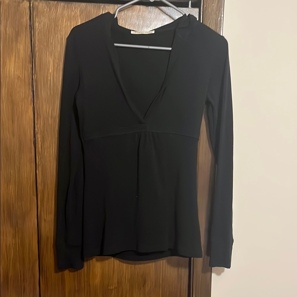 Smart Set Black V-Neck hooded top
